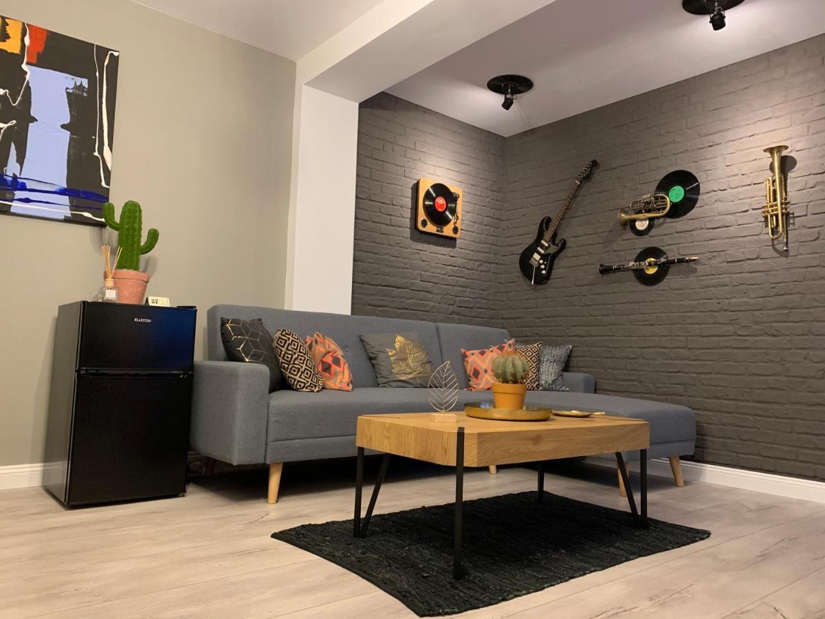 Best Apartment Scheia スチャヴァ エクステリア 写真